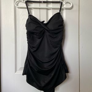 NEW!✨ Black One Piece Ruched Front Swim Suit.